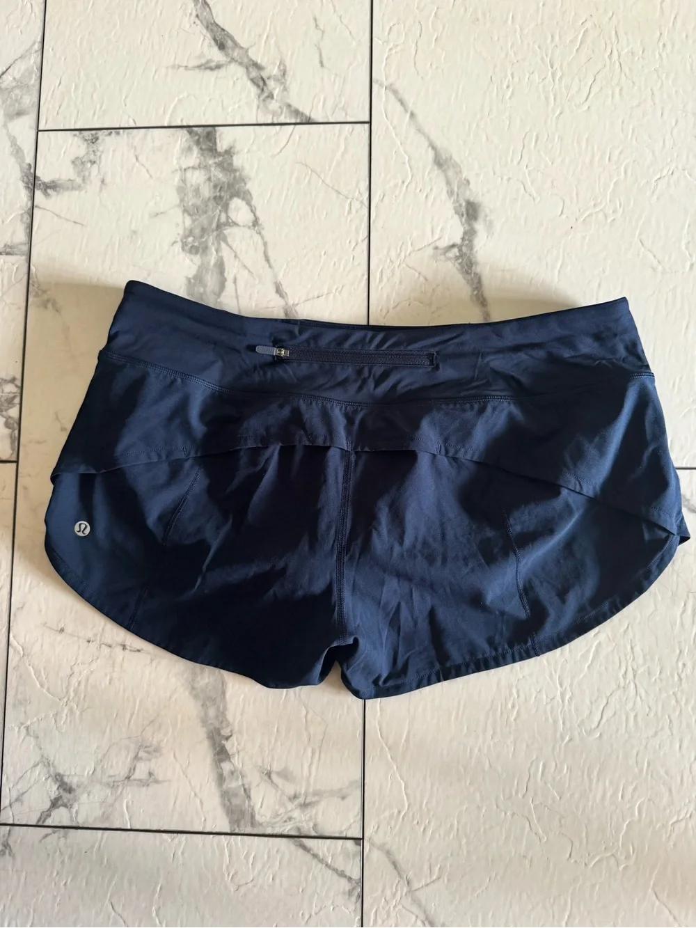 🍋 Lululemon Speed Up Short *2.5”